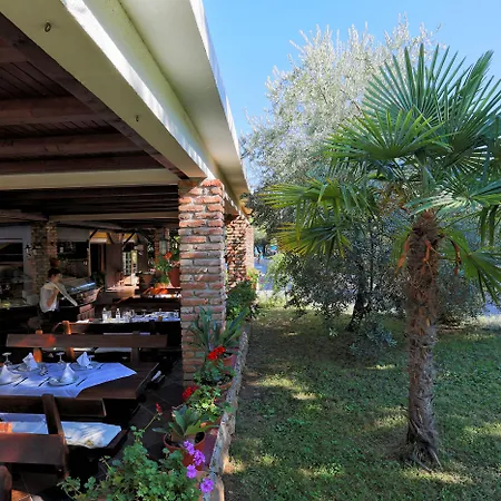 Solaris - Mobilehomes Hotel